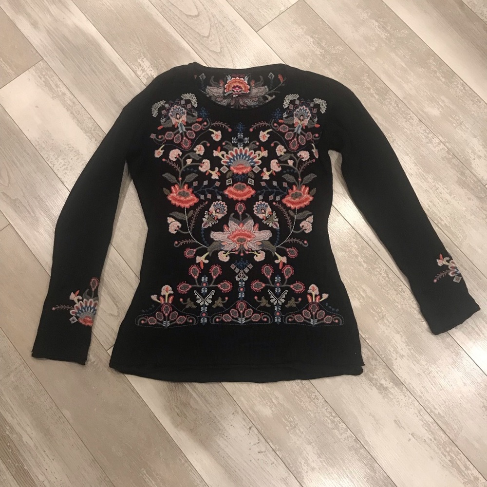Johnny Was black waffle embroidered sweater size small
